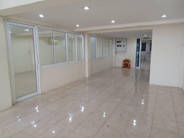 MK50ให้เช่าอาคารพาณิชย์ 2 คูหาย่านบางใหญ่ อยู่ในตลาดกลางบางใหญ่ ใกล้MRTตลาดบางใหญ่ เซ็นทรัลเวสต์เกต 