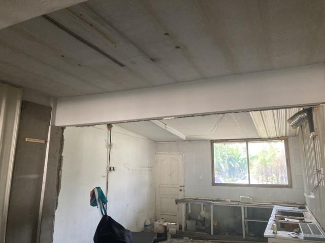 ให้เช่าอาคารพาณิชย์ 4 ชั้น 3 คูหา ทะลุกัน บนเนื้อที่ 1 ไร่ ติดถนนใหญ่ลาดปลาเค้า ทำเลดี 