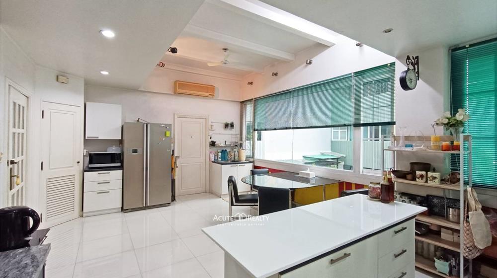 ขายห้องดูเพล็กซ์ พรีเมียร์ คอนโด สุขุมวิท 24 ใกล้ BTS พร้อมพงษ์