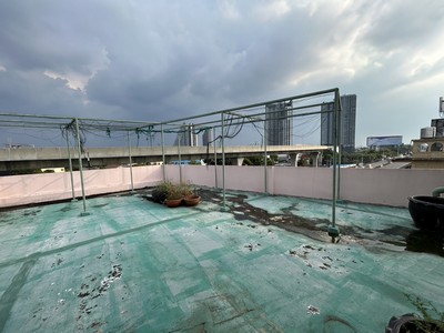 ทำเลติดถนนใหญ่ ! ขายอาคารพาณิชย์ 4.5 ชั้น  2 คูหา 76 ตร.ว ถนนติวานนท์ ใกล้บิ๊กซีติวานนท์ 50 เมตร ใกล้จุดข้น-ลงรถไฟฟ้า MRT สถานี สาธารณสุข 