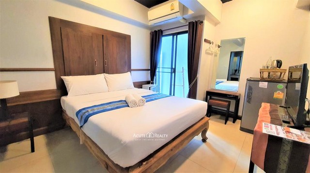 ขายโรงแรม ในคูเมือง ใจกลางเมืองเชียงใหม่ มี 4 ชั้น 24 ห้อง พร้อมโฮสเทล 12 ห้อง 