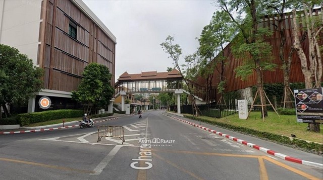 ขายอาคารพาณิชย์บนถนนเจริญประเทศ จ.เชียงใหม่ ขนาด 26.4 ตร.ว. พื้นที่ใช้สอย 468 ตร.ม. 4.5 ชั้น