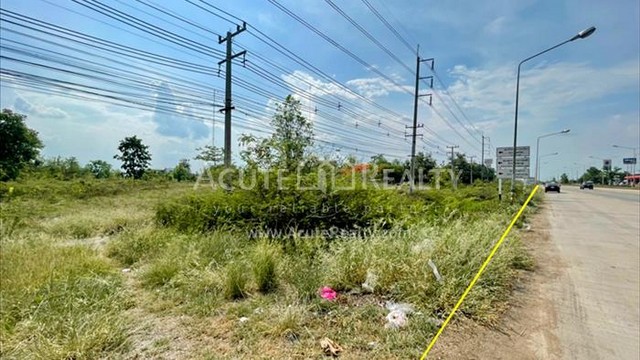 ขายที่ดินเปล่าติดถนนซุปเปอร์ไฮเวย์ เชียงใหม่-ลำปาง จ.ลำพูน 7-2-40.9 ไร่