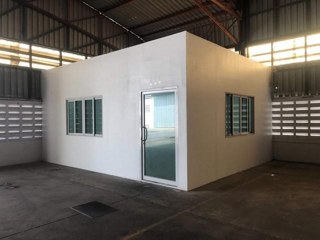 EPL-WH0550 ให้เช่าโกดัง-โรงงานพร้อมสำนักงาน ย่านบางคูวัด ปทุมธานี พื้นที่คลังสินค้าทั้งหมด 1566 ตรม. บนพื้นที่ 368 ตรว. ไฟฟ้า : 3 เฟส