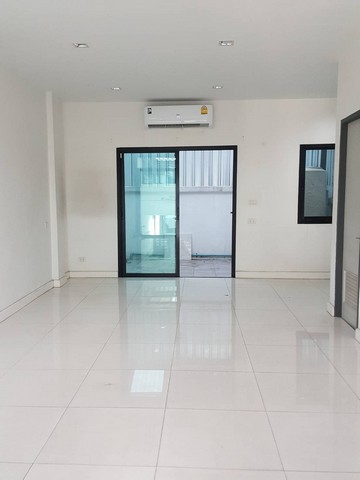 [A777]ให้เช่า 29k Cozy Town Home ทาวน์โฮม ลาดพร้าว 71 ซอยนาคนิวาส 24 (เข้าซอย150-200 เมตร ) บ้านอยู่ทิศเหนือ 