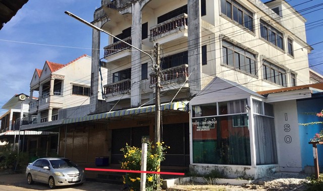 ขายอาคารพาณิชย์     อำเภอเรณูนคร นครพนม (PKK04-05419)