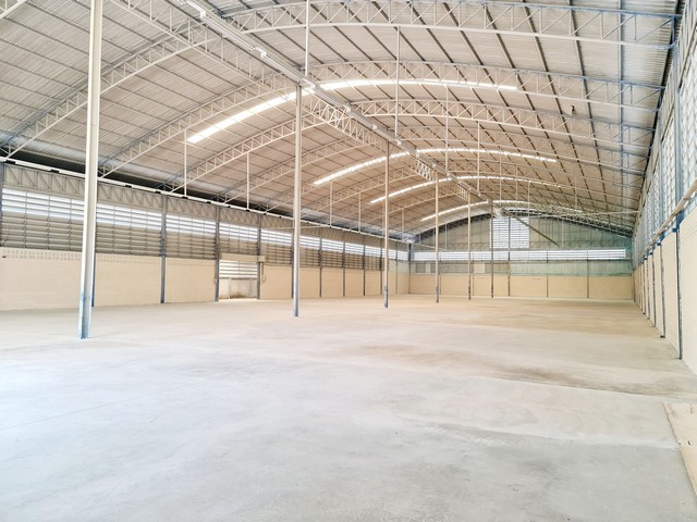 ขายโรงงานพลาสติก  พร้อมห้องพักคนงาน อำเภอพระสมุทรเจดีย์ จังหวัดสมุทรปราการ เนื้อที่ 3.2 ไร่