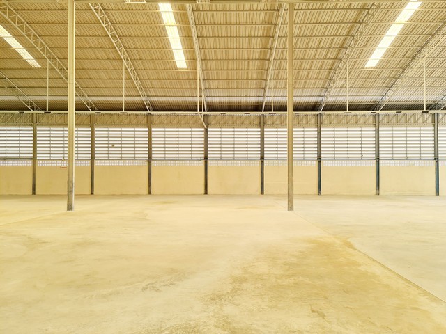 ขายโรงงานพลาสติก  พร้อมห้องพักคนงาน อำเภอพระสมุทรเจดีย์ จังหวัดสมุทรปราการ เนื้อที่ 3.2 ไร่