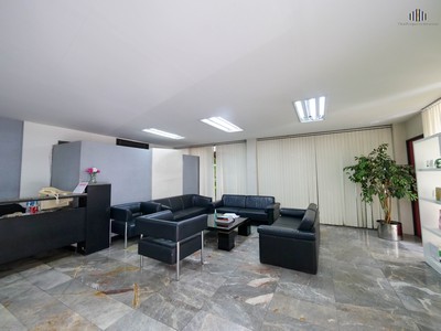 พื้นที่ใช้สอยรวม 650 ตร.ม!! ขายโฮมออฟฟิศ อาคารสำนักงาน 4 ชั้น 84 ตร.วา ทาวน์อินทาวน์ ซอย 3 ซอยหลักของโครงการ ใกล้ MRT สายสีเหลือง 