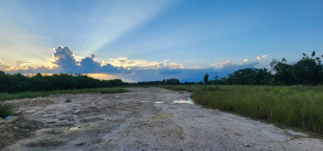 ที่ดินแบ่งขาย สันกำแพงเชียงใหม่ เหมาะทำบ้านสวน ใกล้เมืองและใกล้ธรรมชาติ เนื้อที่ 140.5 ตรว