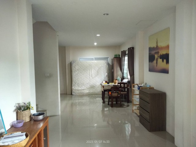 ขายด่วนๆทาวน์โฮม 2 ชั้น หลังริม 30 ตร.ว. ต.ทุ่งสุขลา อ.ศรีราชา จ.ชลบุรี