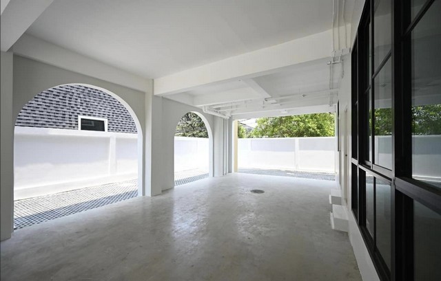 ให้เช่าโฮมออฟฟิศ 4 ชั้น สไตล์ Nordic 500 ตรม. ย่านหัวหมาก รามคำแหง ศรีนครินทร์ ใกล้ BTS สถานีศรีกรีฑา ** จอดรถ 9 คัน 