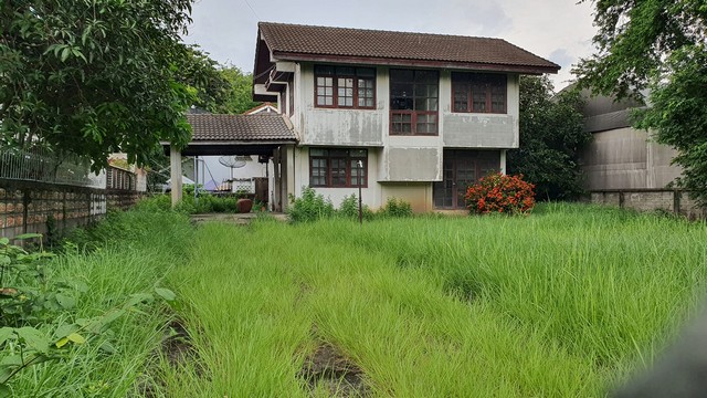 ขายที่ดินพร้อมบ้าน เนื้อที่ 152 ตรว. ซอยลาดพร้าว 107 ติดบริษัท JSL ใกล้ รพ.เวชธานี BTS สถานีบางกะปิ 