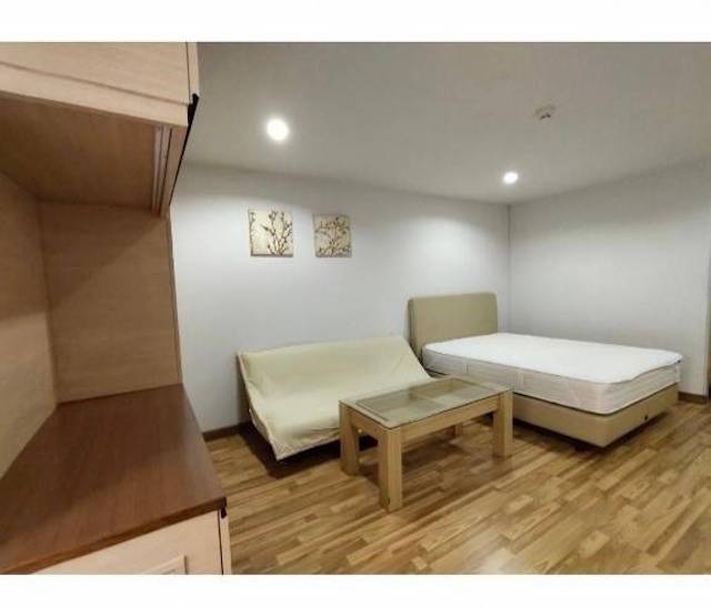 Regent Home 19 สะอาด เป็นส่วนตัว สงบ ชั้น 4 BTS บางจาก