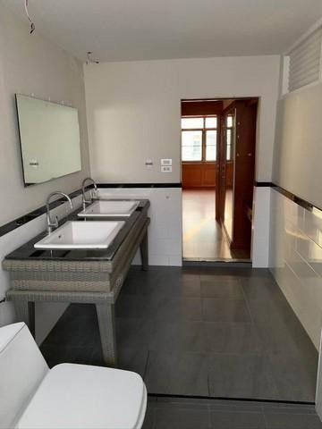 POR3389 ขาย อาคารพาณิชย์ ถนนสุทธิสารวินิจฉัย สุทธิสาร ซอยจินตเวช ห่าง MRT สุทธิสาร