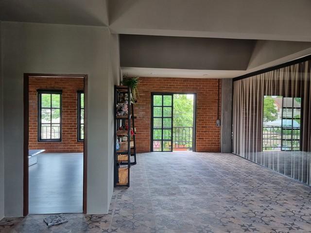 C3887 ขายตึก 2 ชั้น ซอยรามคำแหง 118 ตกแต่งใหม่ทั้งหลัง ใกล้โรงเรียนนานาชาติแอสคอต เหมาะทำธุรกิจ ออฟฟิศ เปิดร้านอาหาร Cafe 