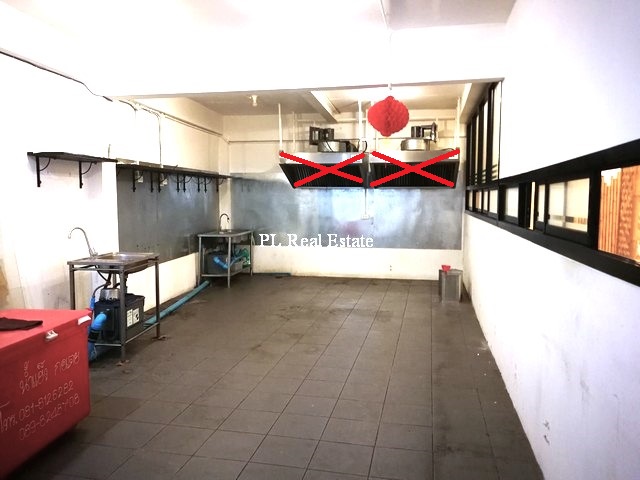 ให้เช่าร้านโครงการ The Hub ชั้น 2 ย่านสะพานควาย - อารี  ติดกับ ธ.ออมสินสำนักงานใหญ่ เหมาะเปิดเป็นร้านอาหาร 