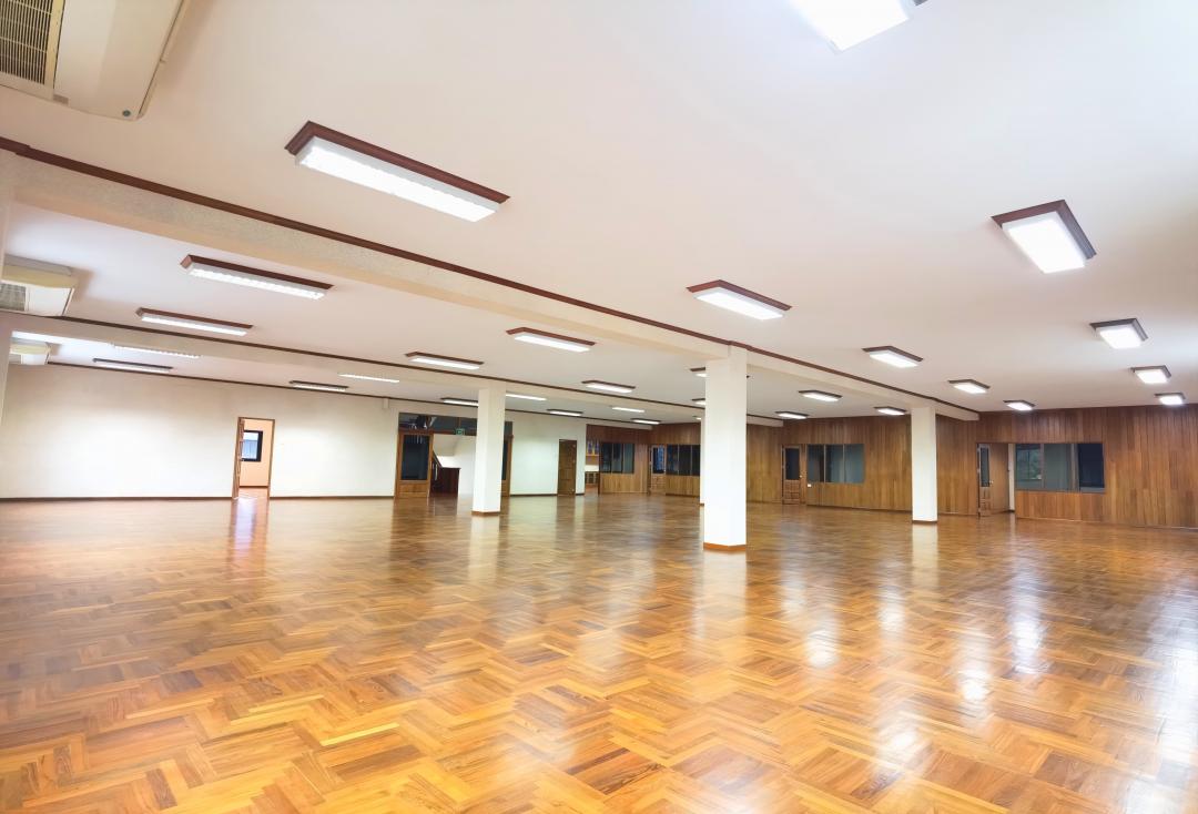 C3873 ให้เช่าสำนักงาน 3 ชั้น พร้อมโกดังชั้นล่าง ย่านบางนา สำโรง ซอยแบริ่ง15 ปากซอยมีร้านค้า ร้านสะดวกซื้อ ใกล้รถฟ้าBTSแบริ่ง