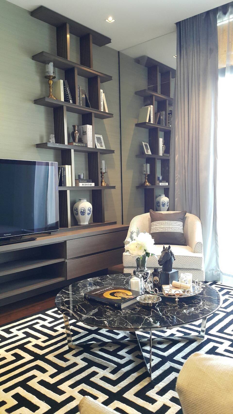 ขายคอนโดหรู Super luxury condominium Diplomat39  ย่านสุขุมวิท 39 