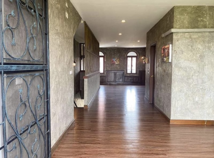 CH882-OS-RE ให้เช่าอาคารพาณิชย์ 3 ชั้น เวนิช ดดิไอริช วัชรพล ตบแต่งสวยมาก