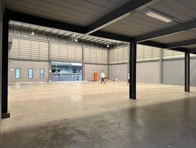 ให้เช่าโกดังโรงงาน พร้อมออฟฟิศ 2 ชั้น บนเนื้อที่ 277 ตรว พื้นที่ใช้สอย 645 ตรม. ซอยคิงคอง เทพารักษ์ รหัสทรัพย์  TO786    