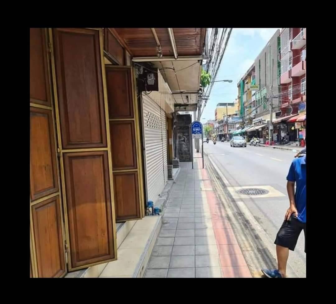 ให้เช่าและขายอาคารพานิชย์4ชั้น รัชดา ห้วยขวาง ดินแดง ใกล้ MRT ห้วยขวาง