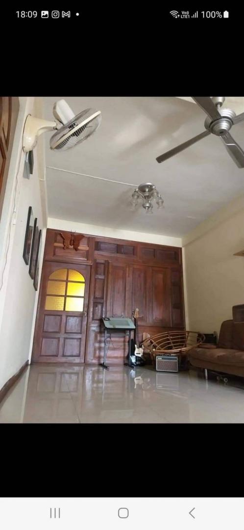 ให้เช่าและขายอาคารพานิชย์4ชั้น รัชดา ห้วยขวาง ดินแดง ใกล้ MRT ห้วยขวาง