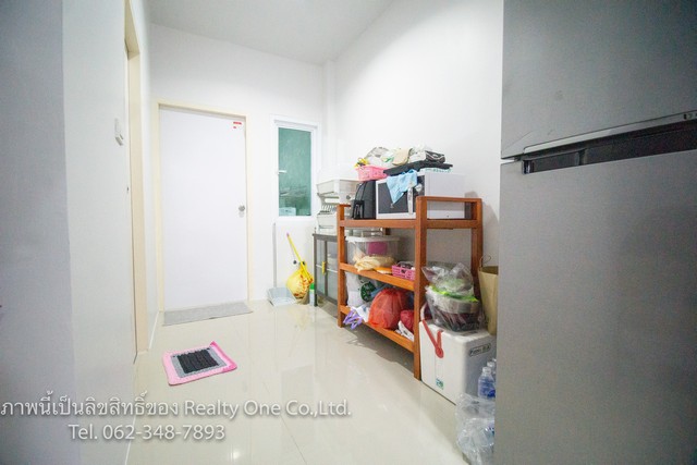 ขายบ้านทาวน์เฮ้าส์ หมู่บ้านสิรารมย์พลัส ดอนทอง ถนนสุวินทวงศ์ ต.บางตีนเป็ด อ.เมือง จ.ฉะเชิงเทรา