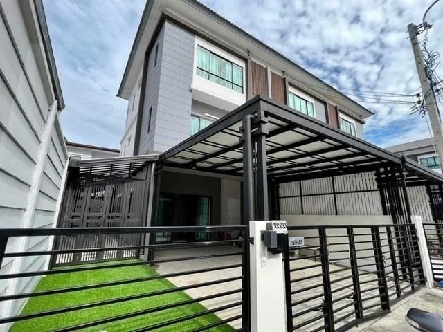 POR3402 ให้เช่า  เดอะ คอนเนค อัพ 3 ลาดพร้าว 126 ใกล้รถไฟฟ้าสายสีเหลือง เดินทางเลียบด่วน ทาวน์อินทาวน์สะดวก โรงเรียนสองภาษาลาดพร้าว 