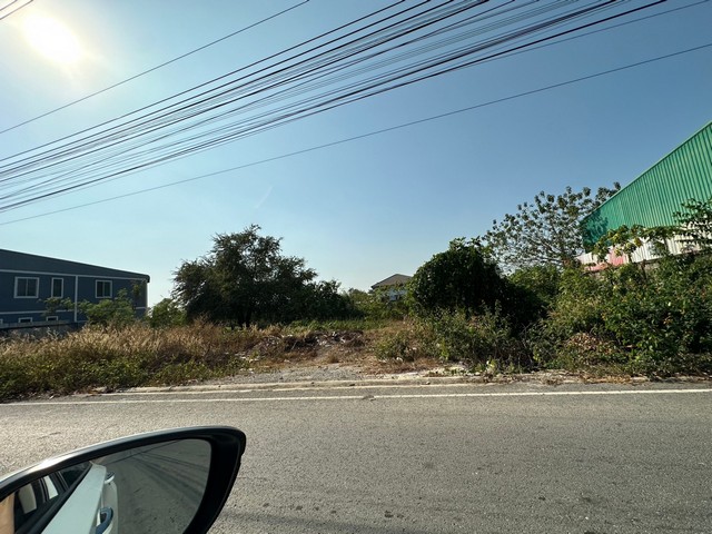 ขายที่ดินเปล่า 200 ตรว. ในลำโพ บางบัวทอง นนทบุรี ติดถนน ทำเลดี เดินทางสะดวก ใกล้แหล่งชุมชน เจ้าของขายเอง