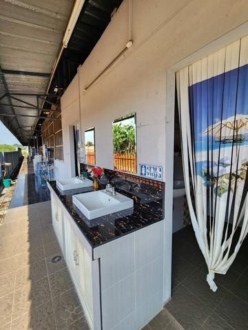 ให้เช่าโรงงาน 4,500 ตรม พื้นที่สีม่วง มีใบ รง .4 ติดเครน 4 ตัว ใกล้ โรงงาน BYD อำเภอนิคมพัฒนา ระยอง รหัสRK336