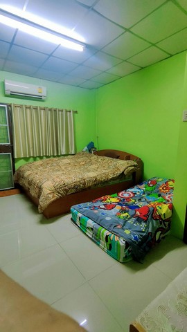 ขายบ้านด่วน อาคารพานิชย์ 2 ชั้นครึ่ง อำเภอท่าม่วง จังหวัดกาญจนบุรี