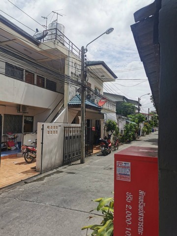 ขายอพาร์ทเม้นต์ซอยด่านสำโรง 48 ถนนสุขุทวิท113 จ.สมุทรปราการ 