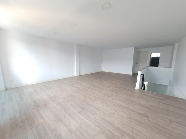  ขายโฮมออฟฟิศ 4.5 ชั้น โครงการเนอวานา แอท เวิร์ค สไตล์ Loft 