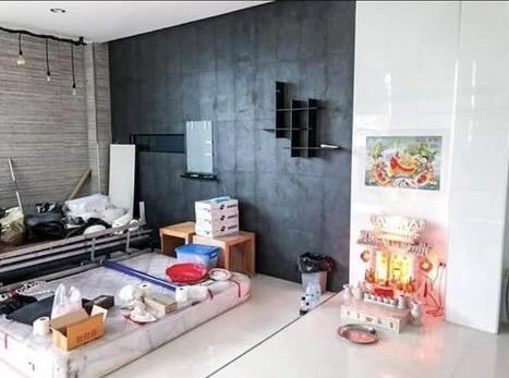 EPL-WH0553 ขายโกดังสภาพดี อยู่ที่ศูนย์เซียงกงรังสิตศูนย์ใหม่ พื้นที่ 255 ตรว. คลองหนึ่ง ใกล้ฟิวเจอรพาร์ทรังสิต เข้ากรุงเทพง่ายผ่านโทลล์เวย์ 