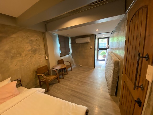 ขายพร้อมผู้เช่า อาคารพาณิชย์ 2 คูหา 4 ชั้น ติดถนนมหิดล : 36.5 ตร.ว. 400 ตร.ม., อาคารสวย แปลงมุม