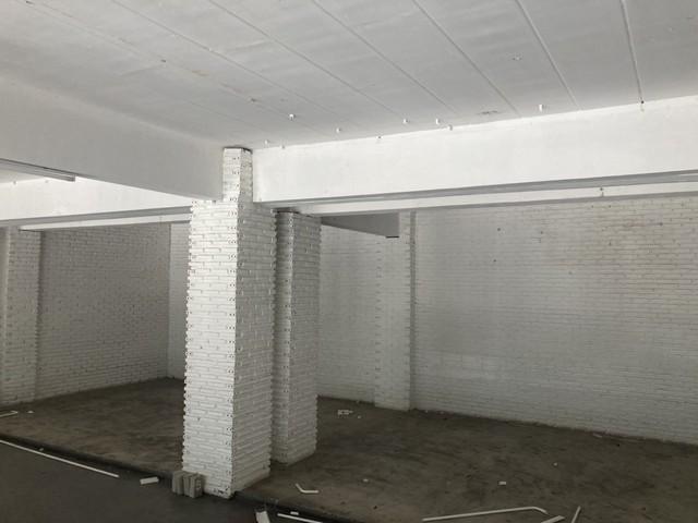 ให้เช่าอาคารพาณิชย์ 4 ชั้น 3 คูหา ทะลุกัน บนเนื้อที่ 1 ไร่ ติดถนนใหญ่ลาดปลาเค้า ทำเลดี 