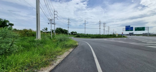 ขายที่ดินนครชัยศรี มอเตอร์เวย์ บางใหญ่-กาญจนบุรี (M81) สัมปทวน นครปฐม