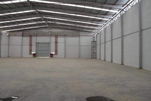 BST537 ให้เช่าโรงงาน 4 ไร่พื้นที่สีม่วง ถนน บางบัวทอง - สุพรรณบุรี ขนาด 6,000 ตร.ม มีใบอนุญาต รง.4 อำเภอบางบัวทอง ถนนกว้างรถใหญ่เข้าได้