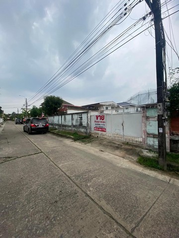 ขายที่ดิน หมู่บ้าน เสนานิเวศน์ โครงการ 1 ซ.116 เขตลาดพร้าว กรุงเทพ เจ้าของขายเอง 