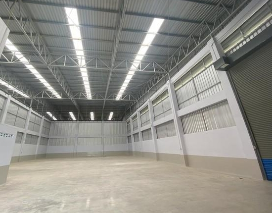  ให้เช่าโกดังใหม่ 400 และ 600  ตรม ย่านรังสิต ใกล้ตลาดไท