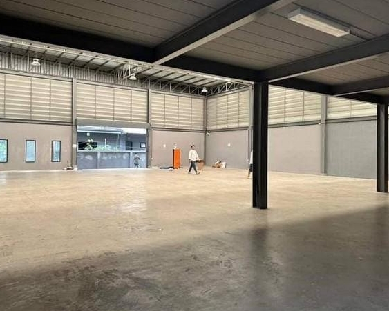 ให้เช่าโกดังโรงงาน พื้นที่ 645 ตรม. ซอยคิงคอง เทพารักษ์ ใกล้กรมศุลกากรบางเสาธง 