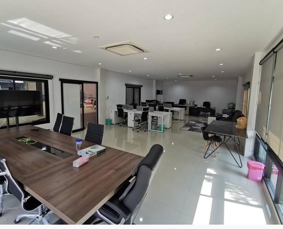 ให้เช่าโกดังโรงงาน พื้นที่ 645 ตรม. ซอยคิงคอง เทพารักษ์ ใกล้กรมศุลกากรบางเสาธง 