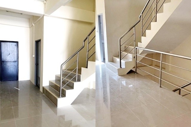 บิ๊กซี อาคารพาณิชย์ใหม่ 3 ชั้น ไทรน้อย โรงเรียน วัดไทรใหญ่ 18ตรว.199ตรม. 2นอน 4น้ำ จอดรถได้หลายคัน 