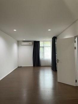 ให้เช่าทาวน์โฮม 3 ชั้น ใกล้เลียบด่วนรามอินทรา โครงการเพล็กซ์ เรสซิเดนซ์ เกษตร นวมินทร์ ถนนประเสริฐมนูกิจ 190 ตร.ม มี 3 ห้องนอน 3 ห้องน้ำ