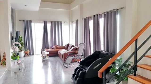 ขายบ้านสองชั้นหลังใหญ่ อ.สันป่าตอง จ.เชียงใหม่