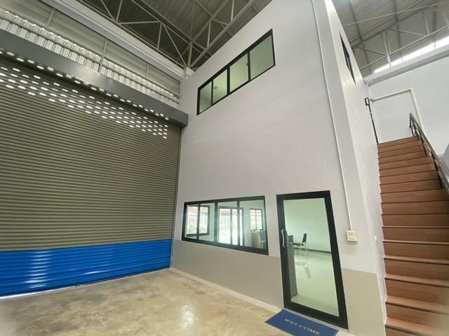 EPL-WH0557 ให้เช่าโกดังใหม่โกดังสูง 8 ม. ใกล้ตลาดไท 400 ตารางเมตร ออฟฟิศ 2ชั้น ไฟ 3เฟส กล้องCCTVรอบโกดัง รถคอนเทนเนอร์เข้า-ออกได้สะดวก