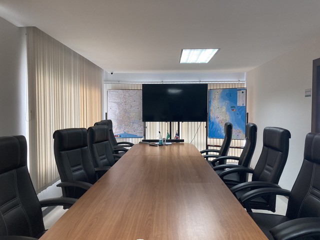 ขายโฮมออฟฟิศ ตกแต่งสวยพร้อมเฟอร์นิเจอร์   ย่านเลียบด่วน เอกมัยรามอินทรา ถ.นวลจันทร์  5 ชั้น มีลิฟท์ และโกดังเก็บสินค้า