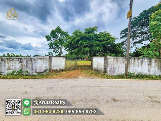 ขายที่ดินวิวเขา 3 ไร่ 112 ตร.ว.บรรยากาศดี  ล้อมรั้วอย่างดีพร้อมบ้านทรงไทย ต. ลวงเหนือ  อ. ดอยสะเก็ด  จ. เชียงใหม่