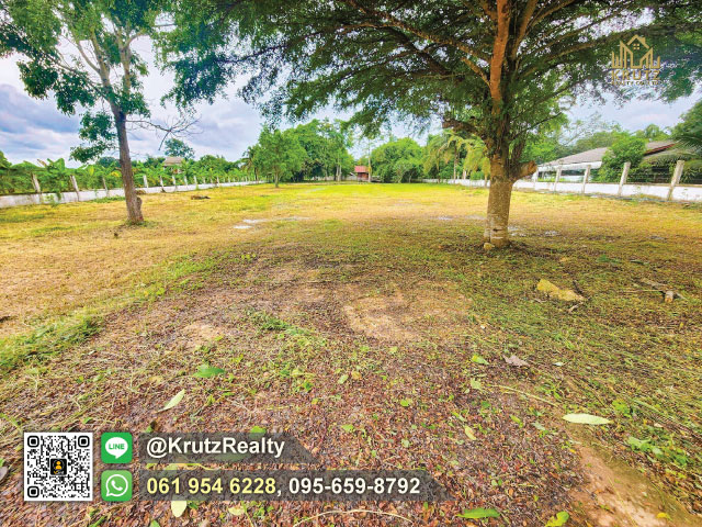 ขายที่ดินวิวเขา 3 ไร่ 112 ตร.ว.บรรยากาศดี  ล้อมรั้วอย่างดีพร้อมบ้านทรงไทย ต. ลวงเหนือ  อ. ดอยสะเก็ด  จ. เชียงใหม่